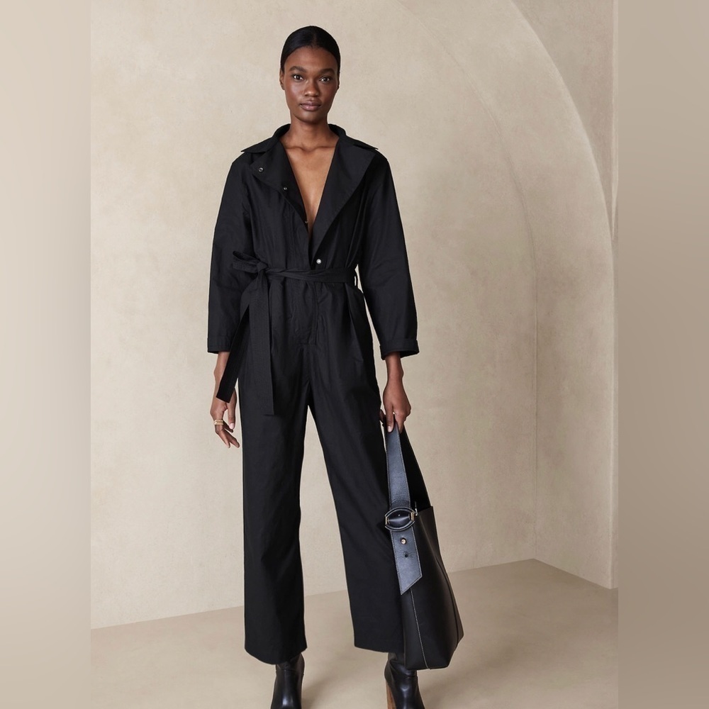 NWT! Banana Republic Black Finley Poplin Jumpsuit - Multiple Sizes